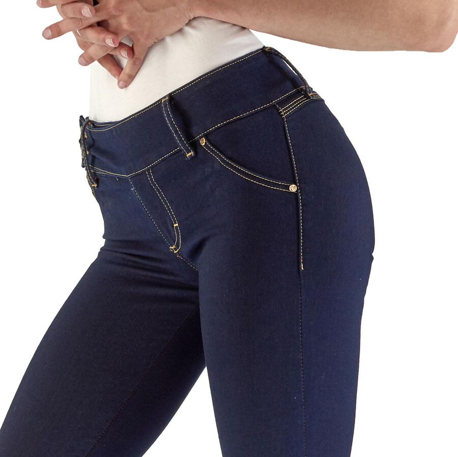 vaqueros lee para mujer con cintura ancha y ajustados a52